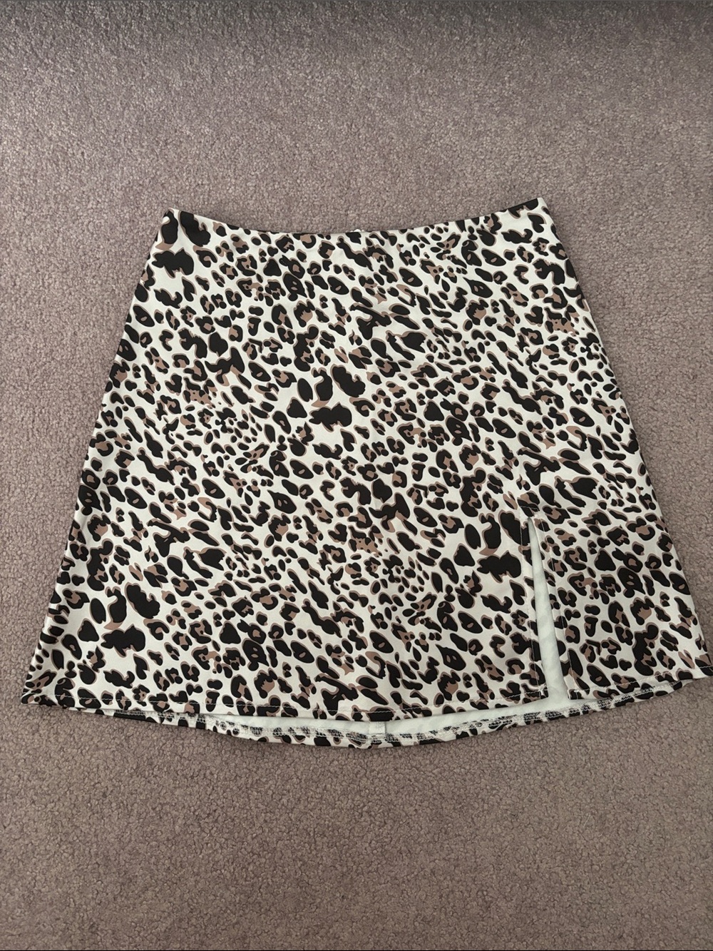 Princess Polly Size 2 Leopard Print Mini Skirt - Black & Cream